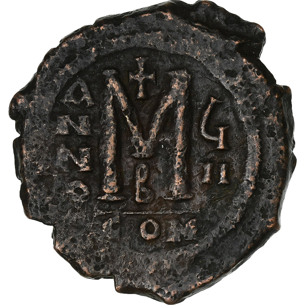 Maurice Tiberius, 
  
  Follis, 
  
  588-589